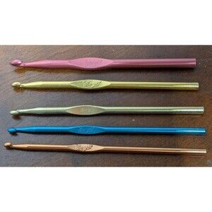 Vintage "BOYE" 1950/60s Crochet Hooks Set 5 USA Aluminum sizes G H I J K EUC